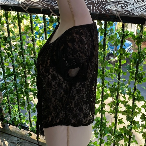 Black lace button up - Picture 4 of 4